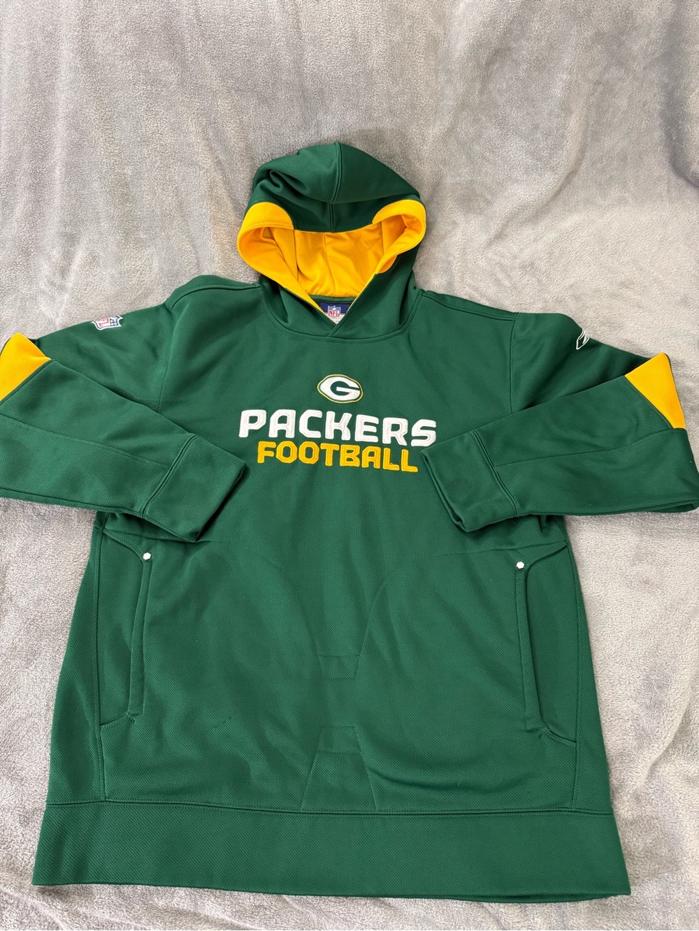 Reebok Green Bay Packers Large Football Pullover Hoodie